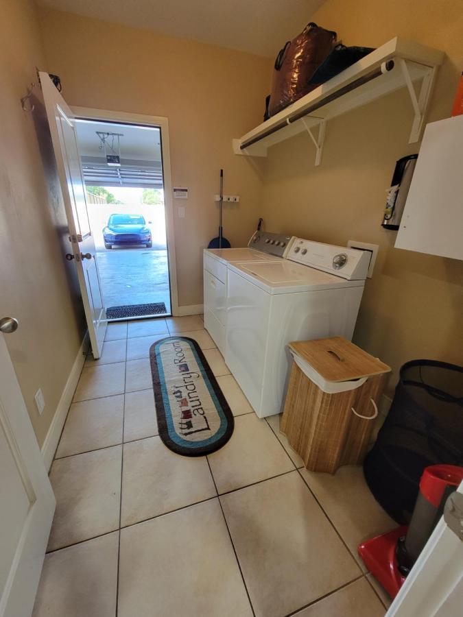Modern, Private, Smart 4 Bedroom Condo In Desirable Location In Mcallen With Pool! Luaran gambar